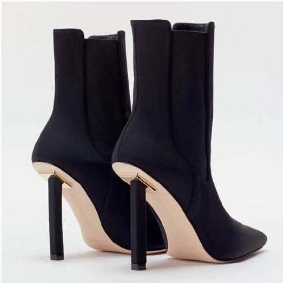 Good American High Kickstand Boots  Neoprene Black Pointed Toe Chelsea - Picture 3 of 8